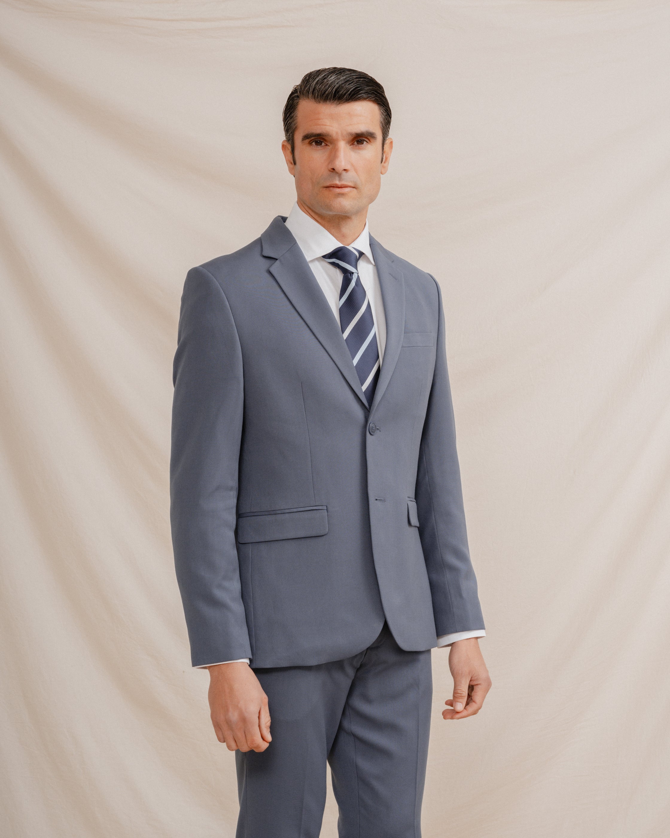 Traje Gian