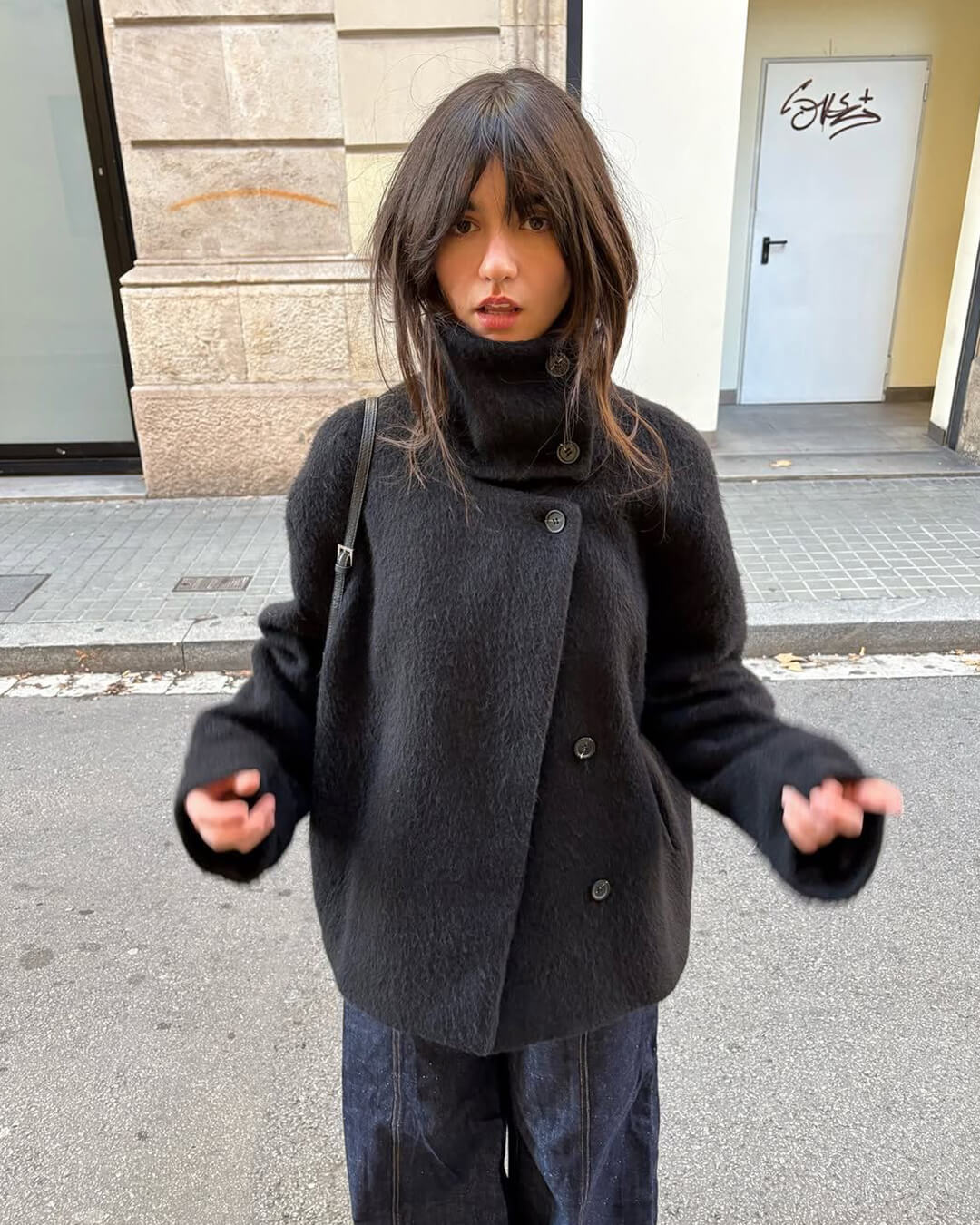 Chaqueta elegante con cuello alto | Angela